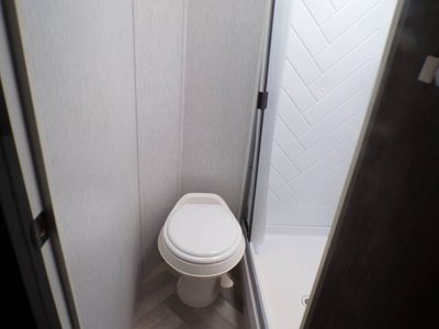 2022 Forest River Salem Cruise Lite — photo 15 view