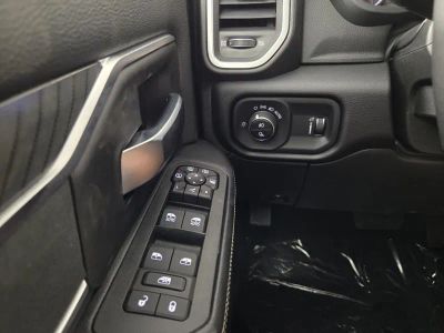 2026 Ram 2500 — photo 17 view