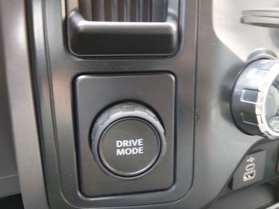 2025 Ford F-150 — photo 16 view