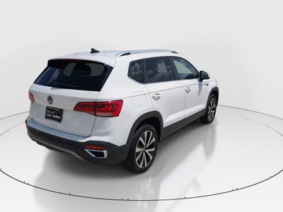 2024 Volkswagen Taos - Photo 7