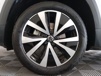 2024 Volkswagen Taos - Photo 10
