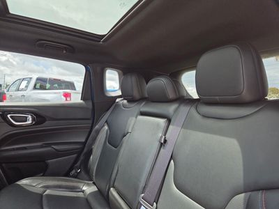 2023 Jeep Compass — photo 17 view