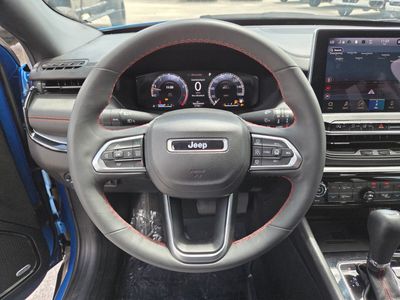 2023 Jeep Compass — photo 27 view