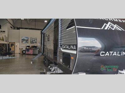 2025 Coachmen RV Catalina Summit Series 8 - Photo 3