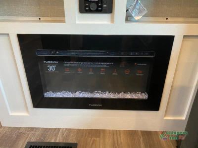 2026 Jayco Seismic - Photo 32