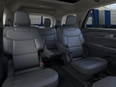 2026 Ford Explorer — photo 12 view