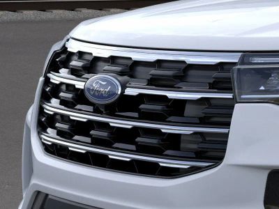 2026 Ford Explorer — photo 18 view