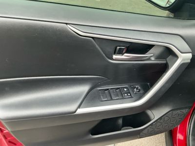 2020 Toyota RAV4 - Photo 15