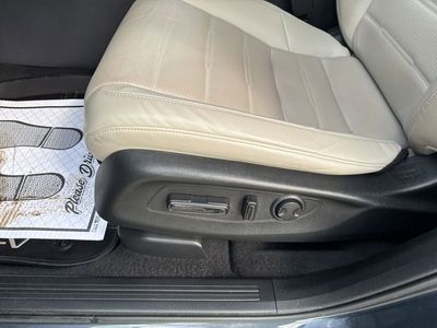 2024 Honda CR-V EX-L — photo 12 view