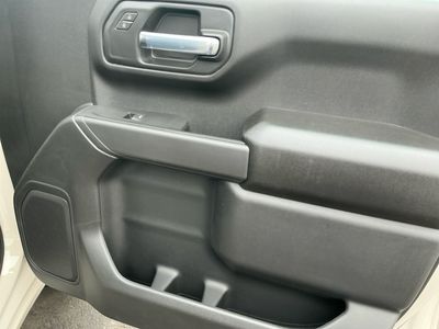 2026 Chevrolet Silverado 1500 — photo 21 view