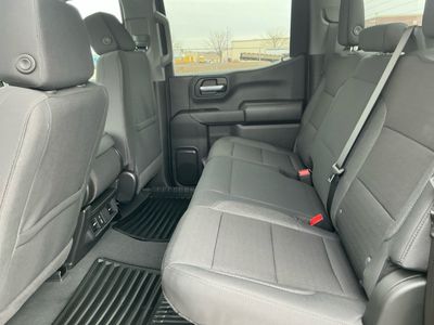2026 Chevrolet Silverado 1500 — photo 17 view