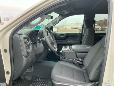 2026 Chevrolet Silverado 1500 — photo 9 view