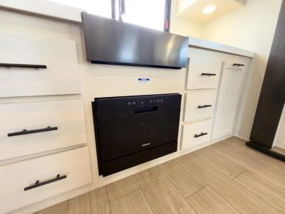2026 Forest River RV Cherokee Arctic Wolf - Photo 64