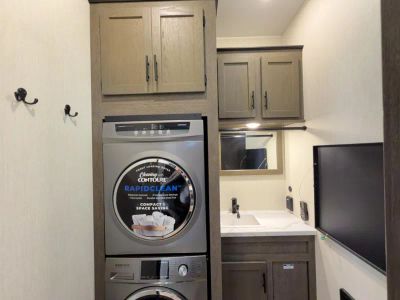 2026 Forest River RV Cherokee Arctic Wolf - Photo 24