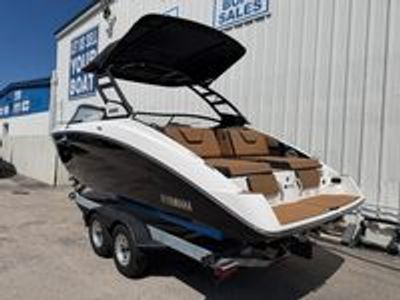 2026 Yamaha 252 SE - Photo 4