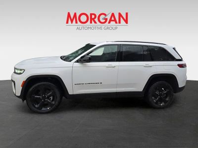2026 Jeep Grand Cherokee — side profile view