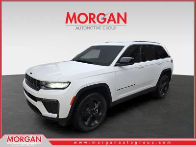 2026 Jeep Grand Cherokee Limited in Bright White Clearcoat — front three-quarter view
