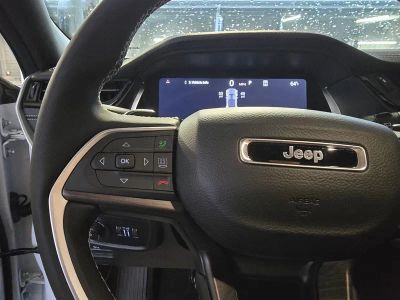 2026 Jeep Grand Cherokee — photo 17 view