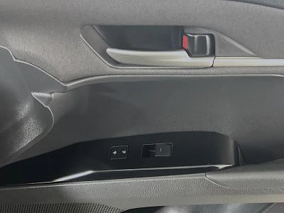 2025 Toyota Camry — photo 28 view