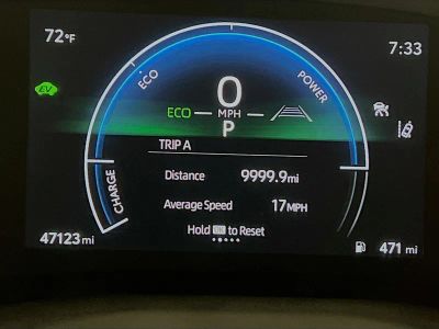 2025 Toyota Camry — photo 18 view