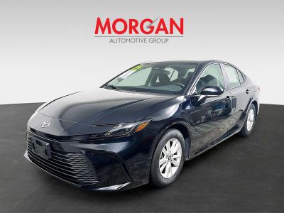 2025 Toyota Camry — photo 7 view