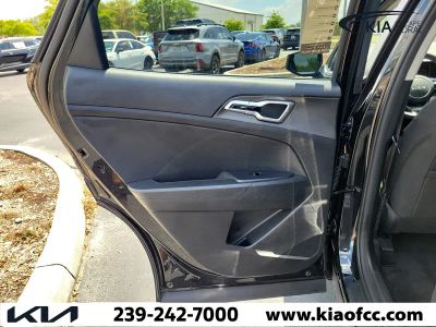 2025 Kia Sportage Hybrid — photo 14 view