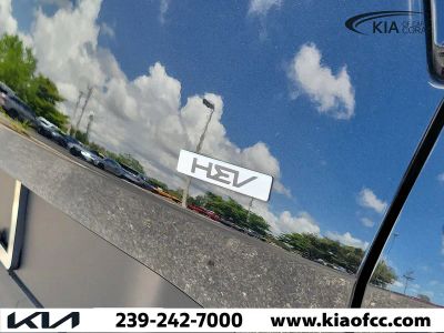 2025 Kia Sportage Hybrid — photo 10 view