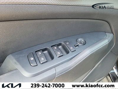 2025 Kia Sportage Hybrid — photo 21 view