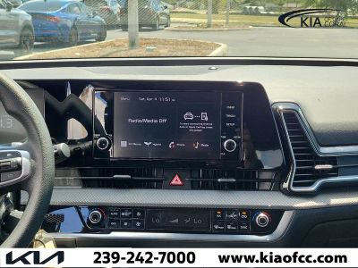 2025 Kia Sportage Hybrid — photo 18 view