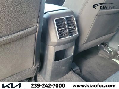 2025 Kia Sportage Hybrid — photo 13 view