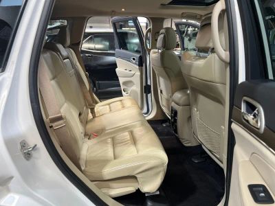 2016 Jeep Grand Cherokee - Photo 14