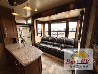 2015 Keystone RV Fuzion - Photo 12
