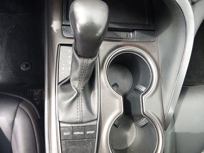 2024 Toyota Camry — photo 16 view