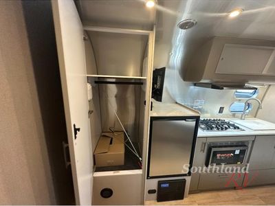2026 Airstream Caravel - Photo 7