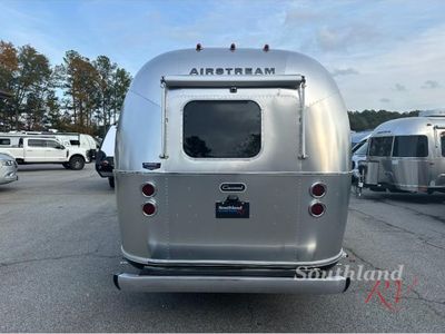 2026 Airstream Caravel - Photo 4