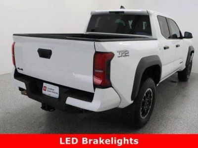 2025 Toyota Tacoma 4WD - Photo 7