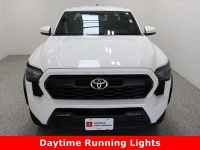 2025 Toyota Tacoma 4WD - Photo 3