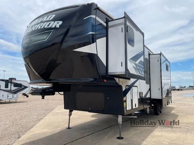 2021 Heartland Road Warrior - Photo 2