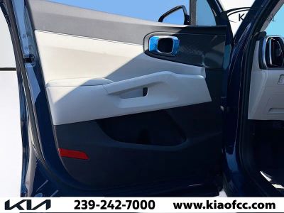 2026 Kia Sorento — photo 23 view