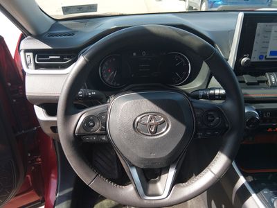 2024 Toyota RAV4 - Photo 12
