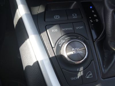 2024 Toyota RAV4 - Photo 18