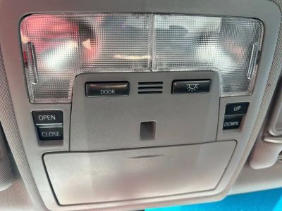 2015 Toyota Camry - Photo 18