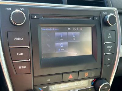 2015 Toyota Camry - Photo 12