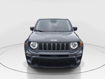 2023 Jeep Renegade - Photo 2
