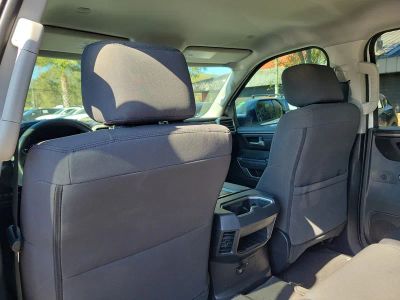 2024 Toyota Tundra — photo 12 view