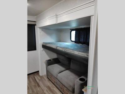 2025 Jayco Eagle — photo 38 view