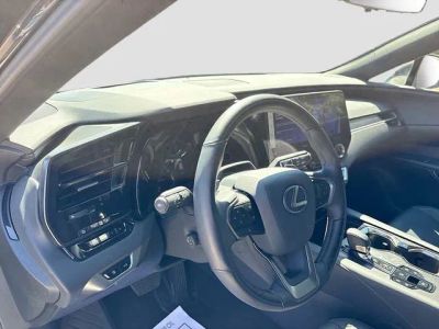 2024 Lexus RX — photo 27 view