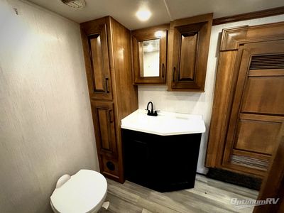 2022 Heartland Bighorn - Photo 18