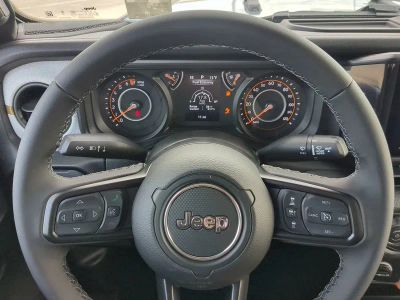2026 Jeep Gladiator — photo 27 view