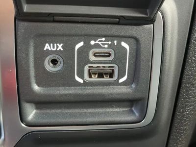 2026 Jeep Gladiator — photo 22 view